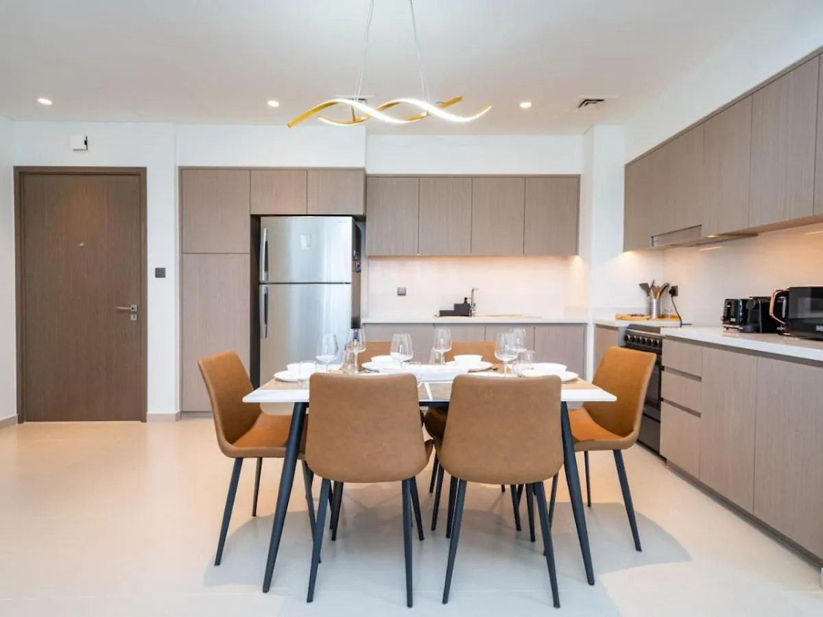 Apartmán Downtown 2 Bed With Poolside Burj Khalifa View Dubaj